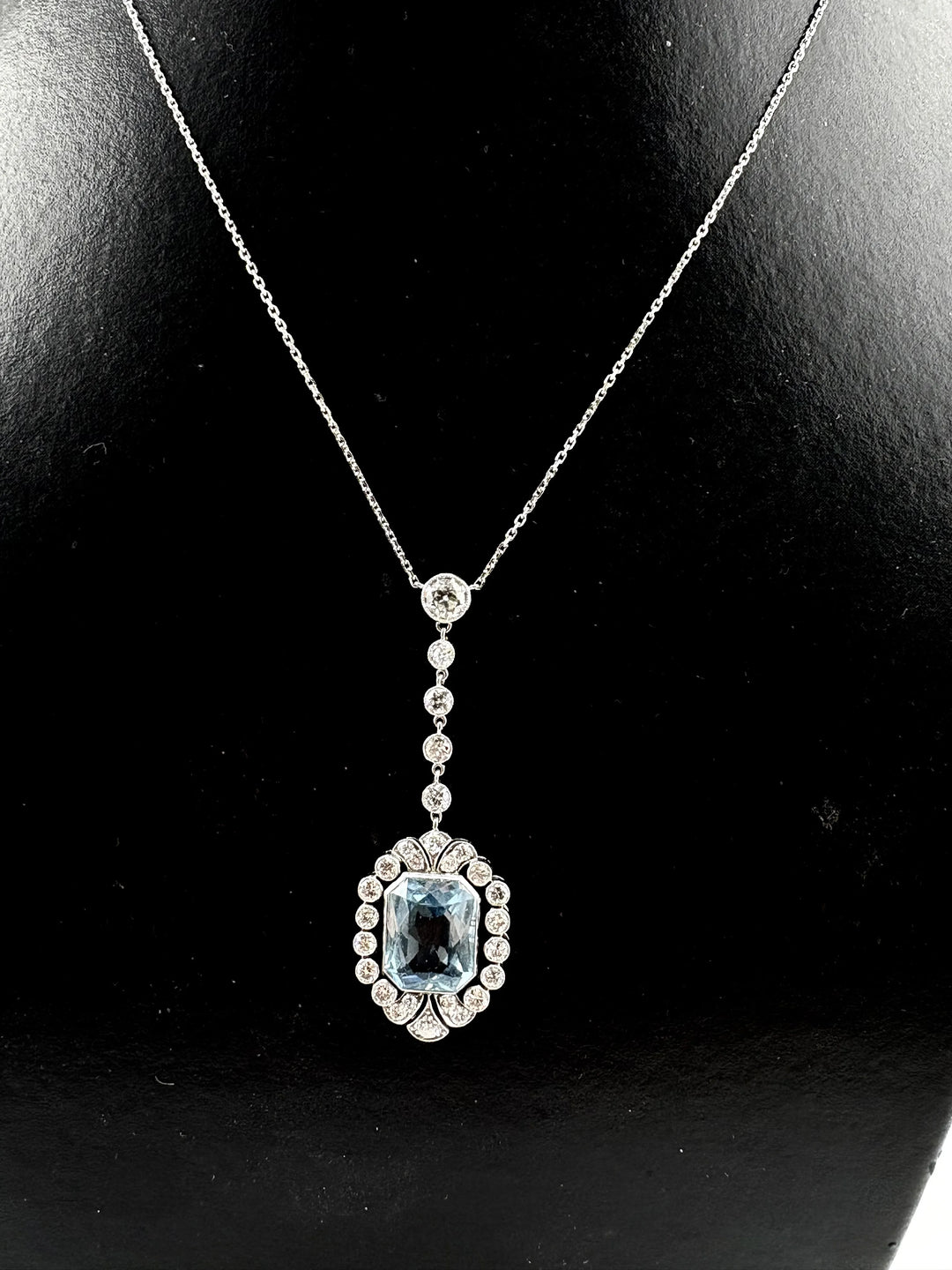 Pendentif diamant et aigue marine