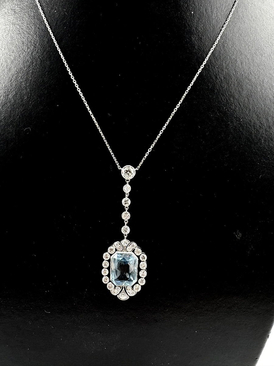 Pendentif diamant et aigue marine